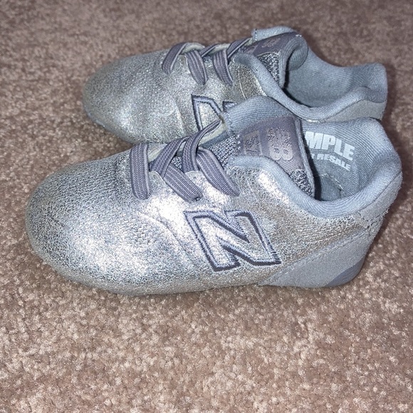New balance 574 silver crib shoe 3w unisex - Picture 2 of 5